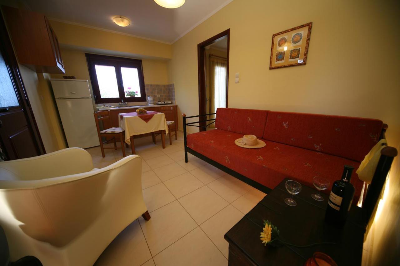 Efta Anemi - Benovias Aparthotel Karfas Bagian luar foto